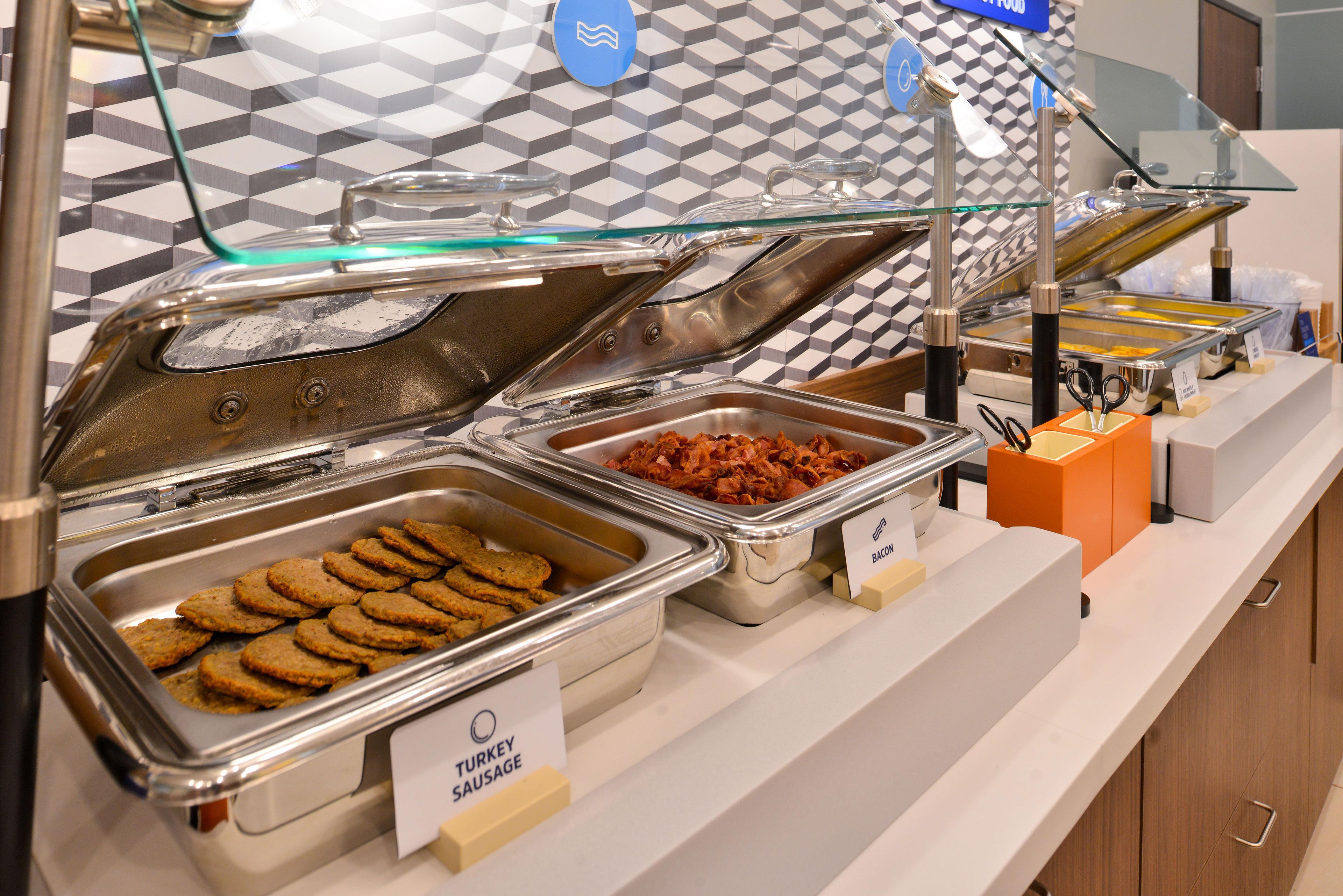 Holiday Inn Express And Suites Pryor By Ihg Lusta Buitenkant foto